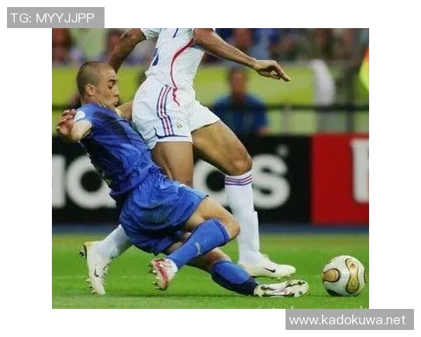 足球明星佩戴手环的原因与影响探讨